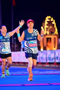 BIB: 
                            <button type="button" onclick="openModal(24462913)" class="btn btn-primary btn-sm float-right btn-popup" data-toggle="modal" data-target=".modal-high-quality">
                        <i class="fas fa-shopping-cart"></i> Add to Cart
                    </button>
                                            <button type="button" onclick="isThisMe(24462913, true)" class="btn btn-success btn-sm float-right btn-popup btn-isme hidden" data-toggle="tooltip" data-placement="bottom" title="นี่คือรูปของคุณใช่ไหม คลิกที่นี่เพื่อเอาเข้าอัลบั้ม">
                        <i class="fas fa-plus"></i> Add to album
                    </button>
                    <button type="button" onclick="isThisMe(24462913, false)" class="btn btn-warning btn-sm float-right btn-popup btn-isnotme hidden">
                        <i class="fas fa-ban"></i> Remove from album
                    </button>